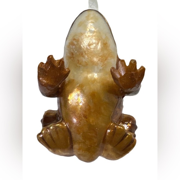 Jay Strongwater Melie Flori frog glass ornament
RARE 
NEW
5071 - Picture 4 of 10